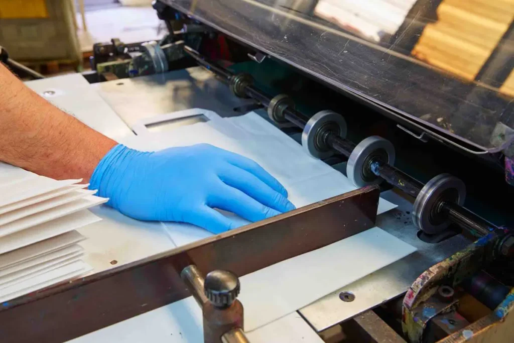 Presses for industrial flexographic printing