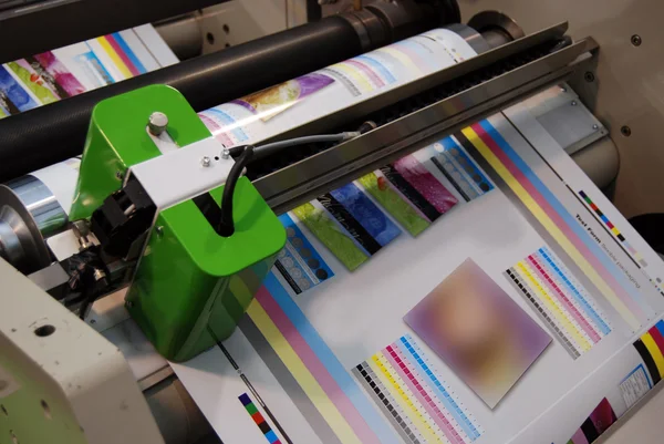 Etiquetas autoadhesivas en flexografia